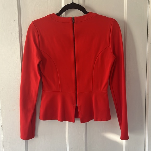 BCBGMAXAZRIA Red Stretch Cut-out Peplum Zip Top - Picture 5 of 7
